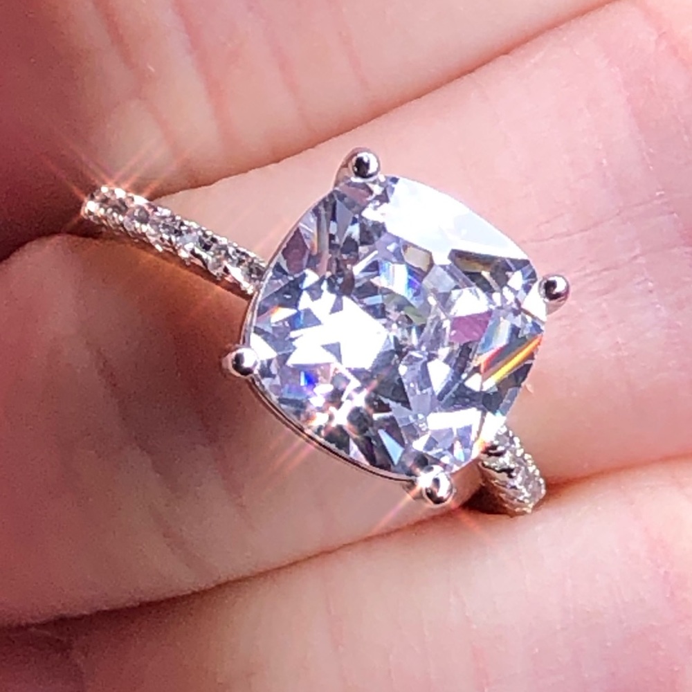 Large 5.62ct Cushion Cut Solitaire Zircon Diamond Ring With Zircon Diamond Band